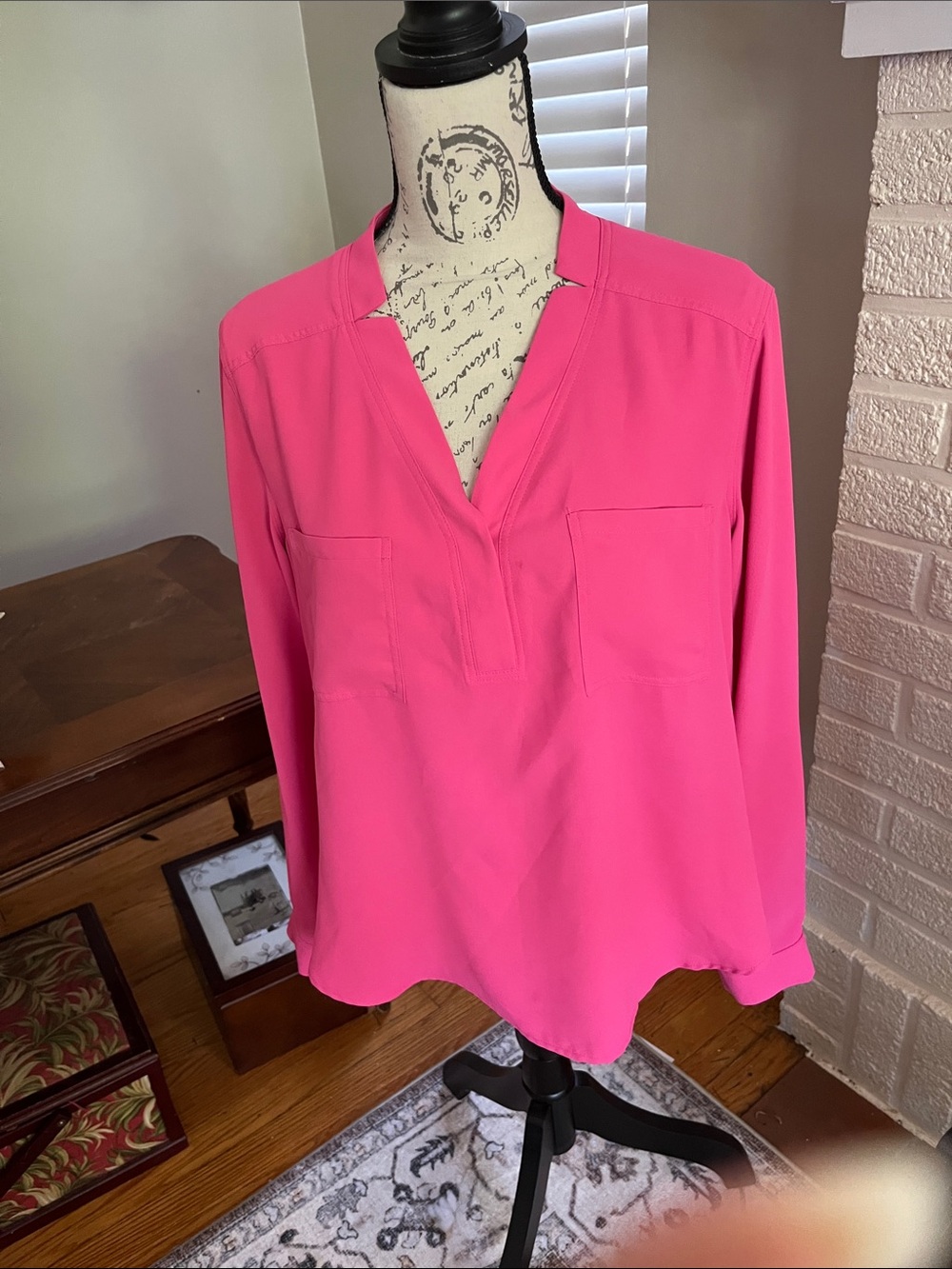 Nine West Hot Pink V-Neck Long Sleeve Blouse
